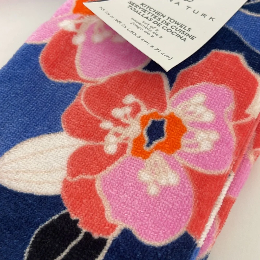 Trina Turk 3 Pc Narcissus Kitchen Linens Set. Table Runner, Towels, Oven Mitts
